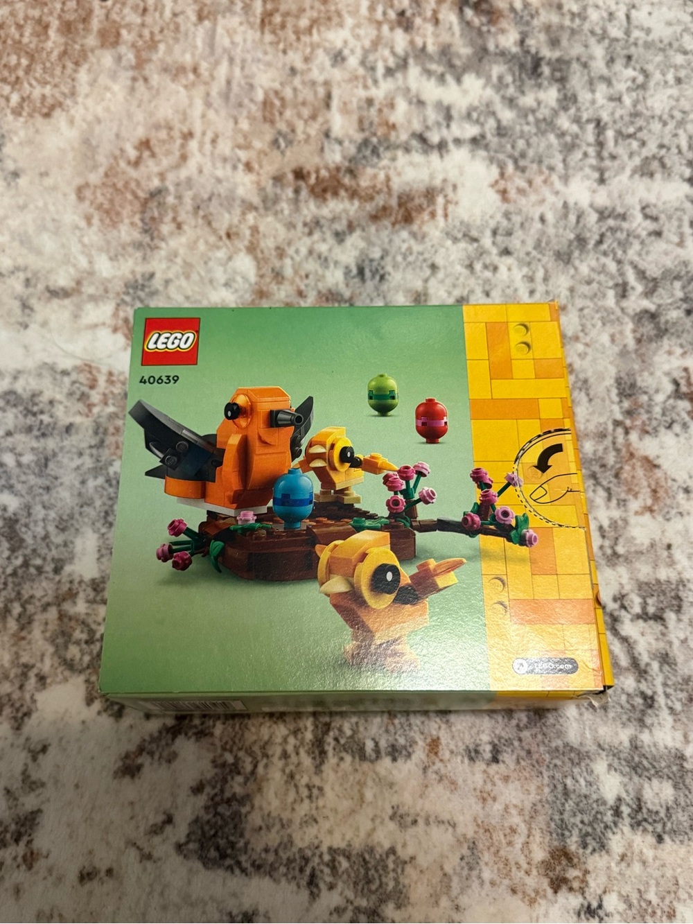 LEGO Orange and Yellow Bird Family Mini Set